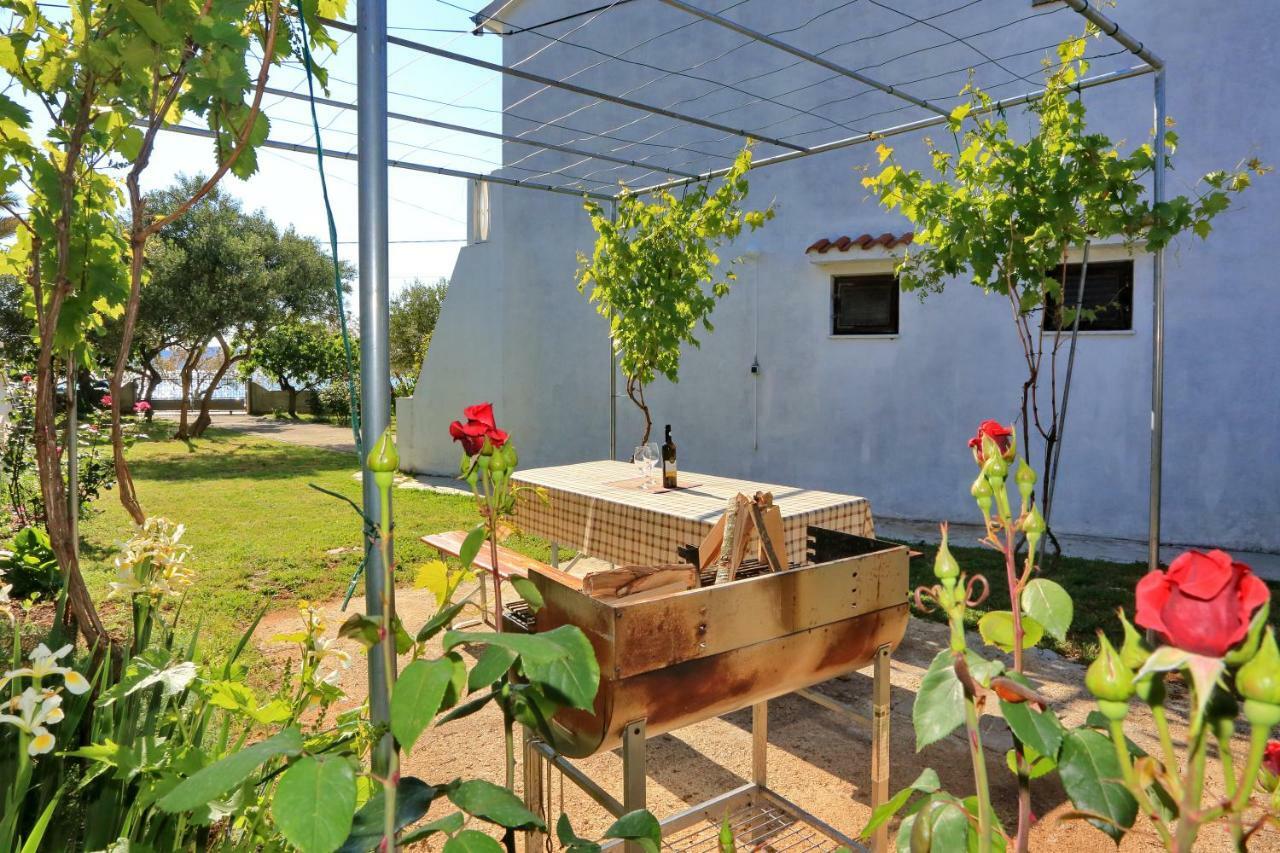 Apartments Vala บาร์บินเย ภายนอก รูปภาพ