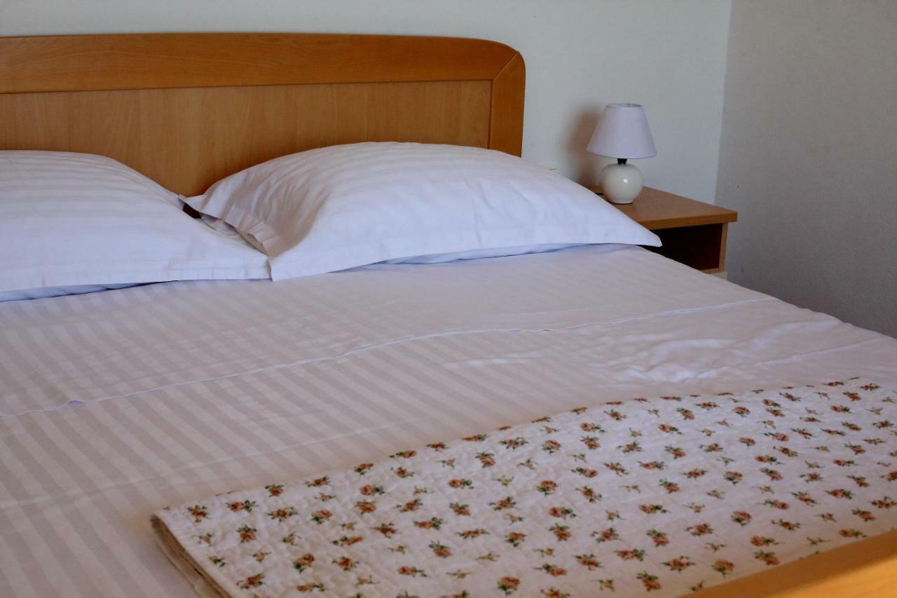 Apartments Vala บาร์บินเย ภายนอก รูปภาพ