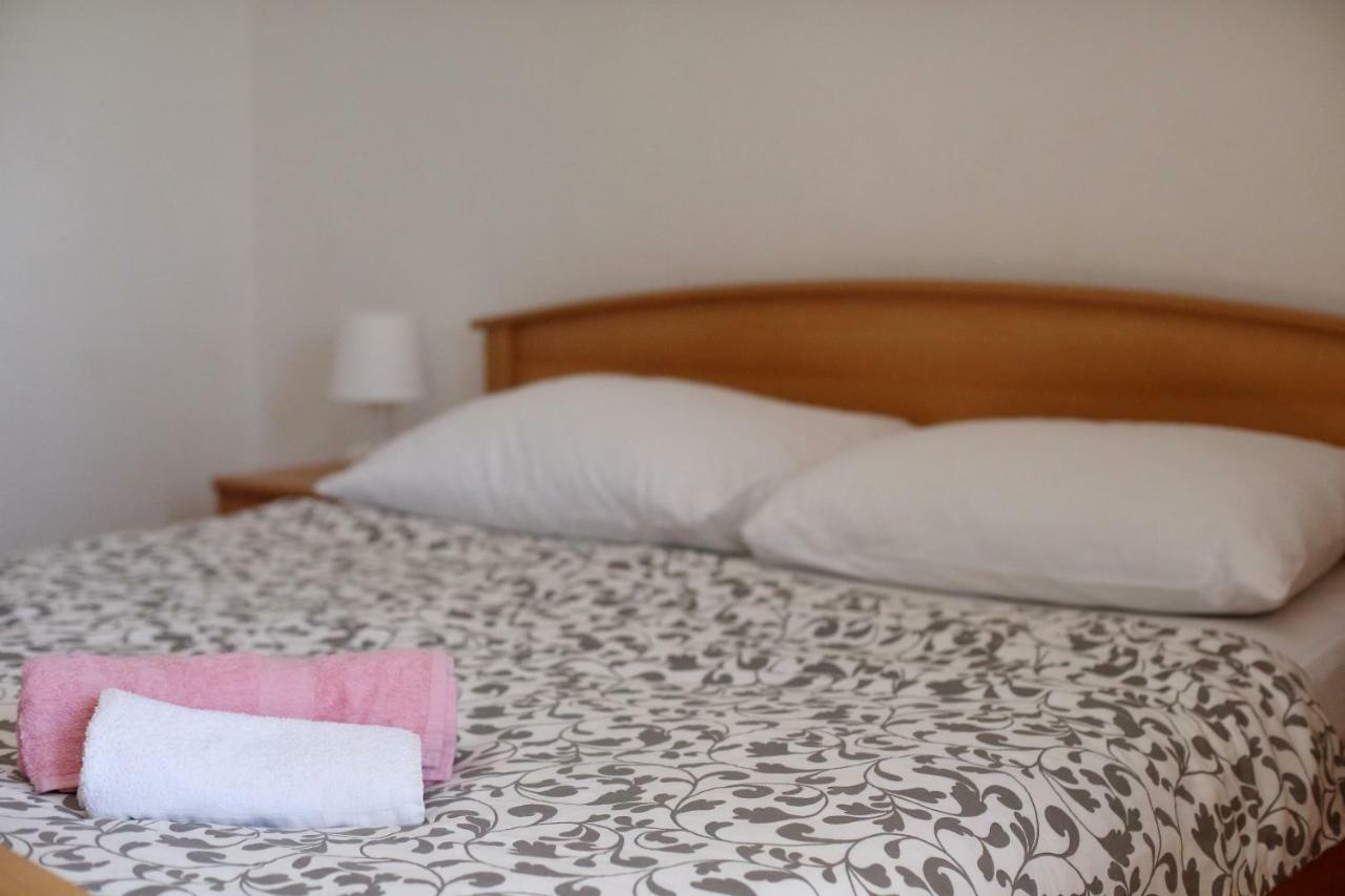 Apartments Vala บาร์บินเย ภายนอก รูปภาพ
